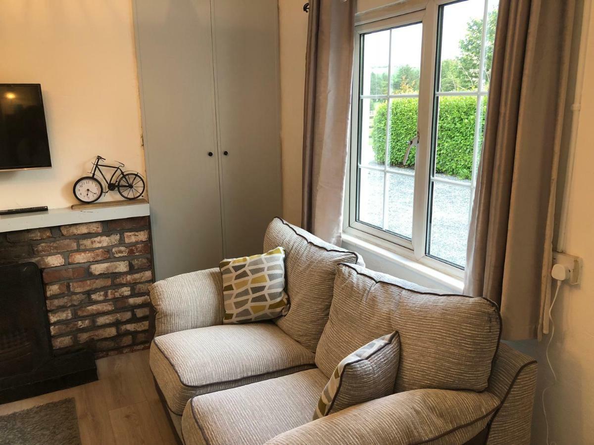 The Cottage Ballinaleucra Extérieur photo